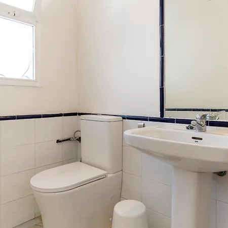 Cozy 3-bedroom Townhouse In Calahonda MIJAS COSTA